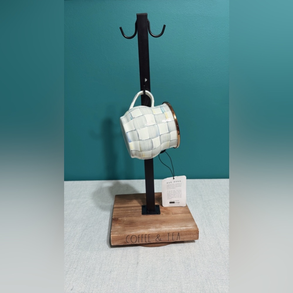 Rae Dunn mug holder